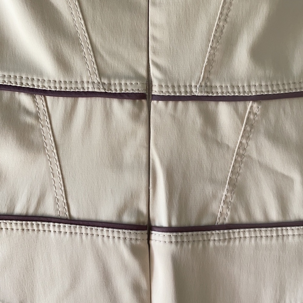 Dress - Picture 7 of 7
